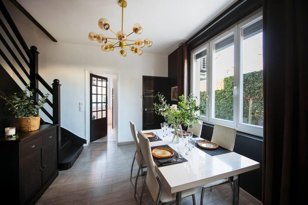 Jolie Maison Sur Orleans, Parking & Climatisation Экстерьер фото