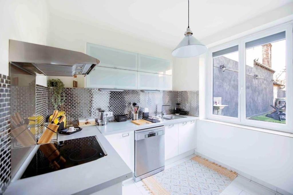 Jolie Maison Sur Orleans, Parking & Climatisation Экстерьер фото
