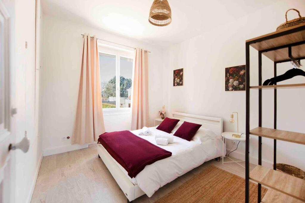 Jolie Maison Sur Orleans, Parking & Climatisation Экстерьер фото